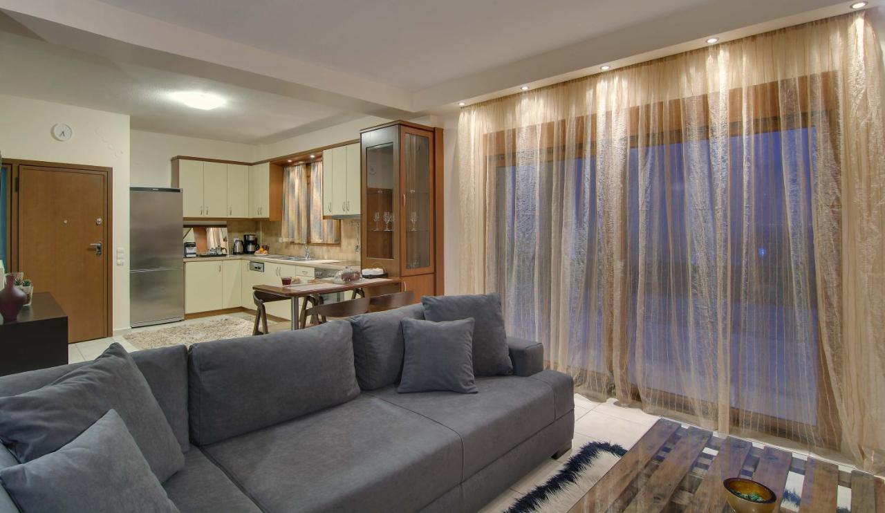 Country Place Apartment With Mountains View Янина Екстериор снимка
