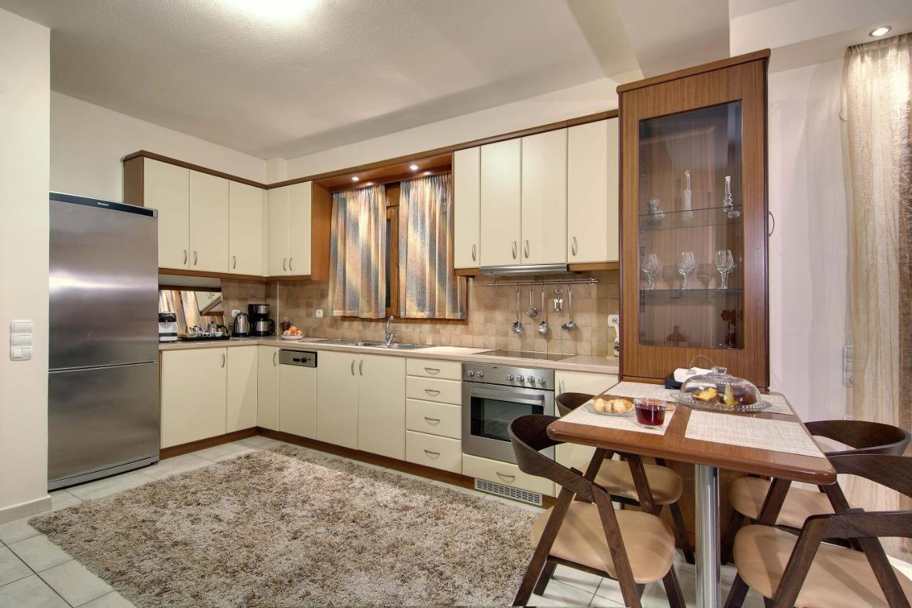Country Place Apartment With Mountains View Янина Екстериор снимка